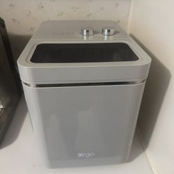 Orgo Retro Ice Maker
