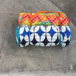 Beach mat headrest