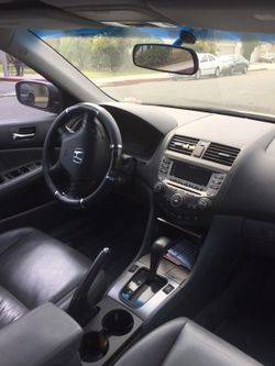 Honda Accord 2006 todo pagado