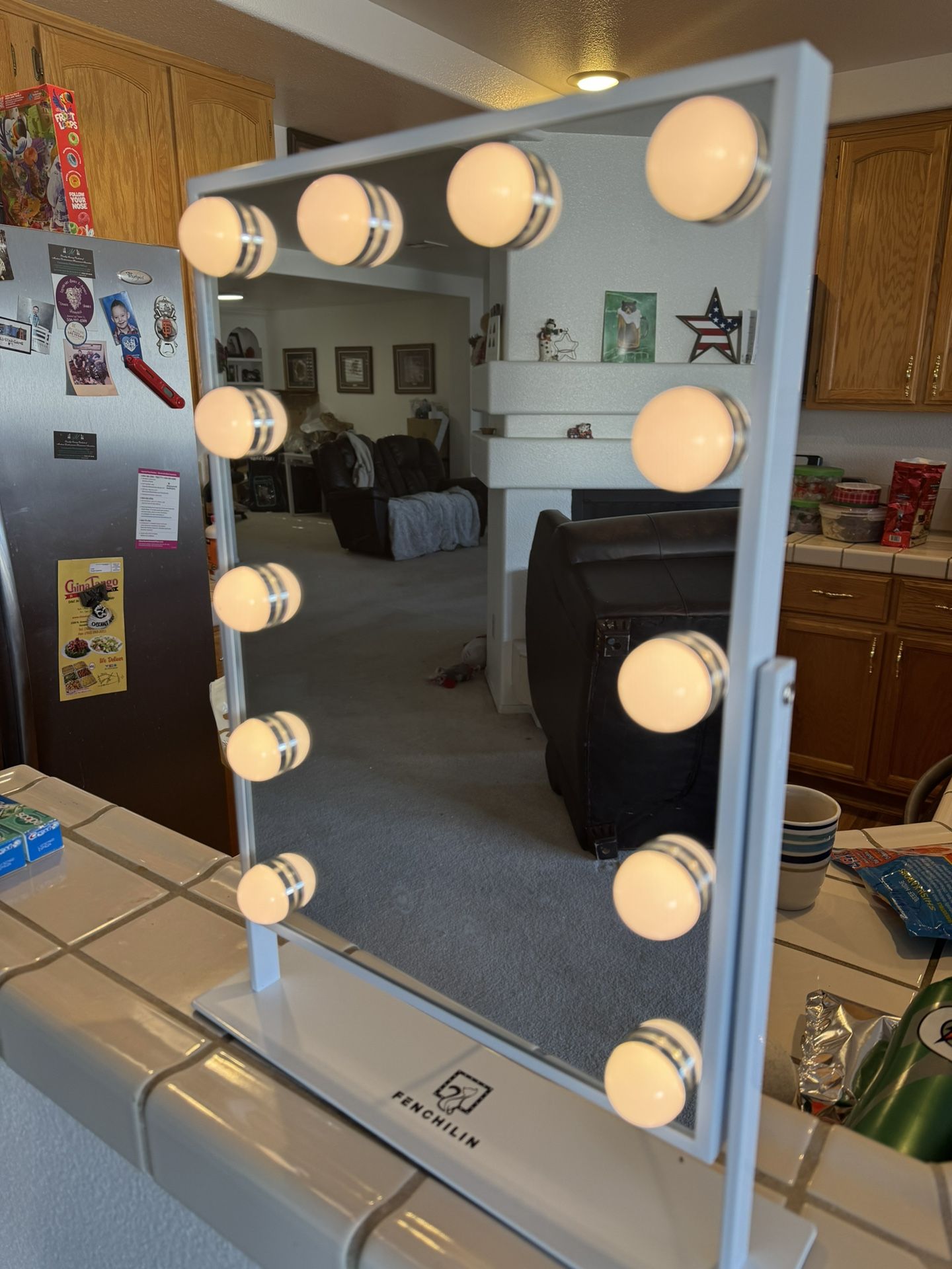 FENCHILIN Lighted Makeup Hollywood Mirror White 18.9” x 13.97” for