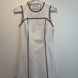 Hermosa Vestido Muy Fino Alice +olivia Size 4 Estira Un Poco Queda Muy Bien 