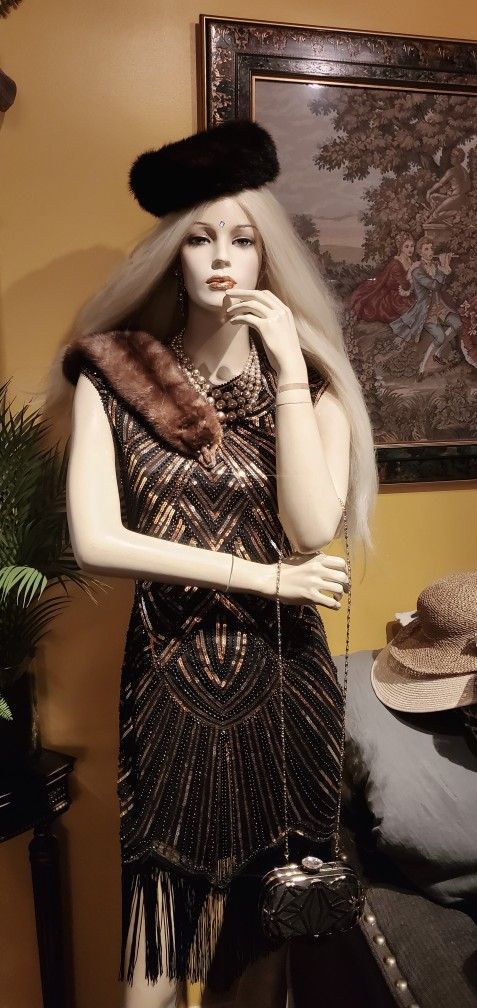 Flapper Fringed Dress. Roaring 20's!