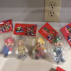 Super Mario super size figure collection