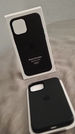 Apple Accessories (iPhone 12 Pro Max - MagSafe Battery Pack)