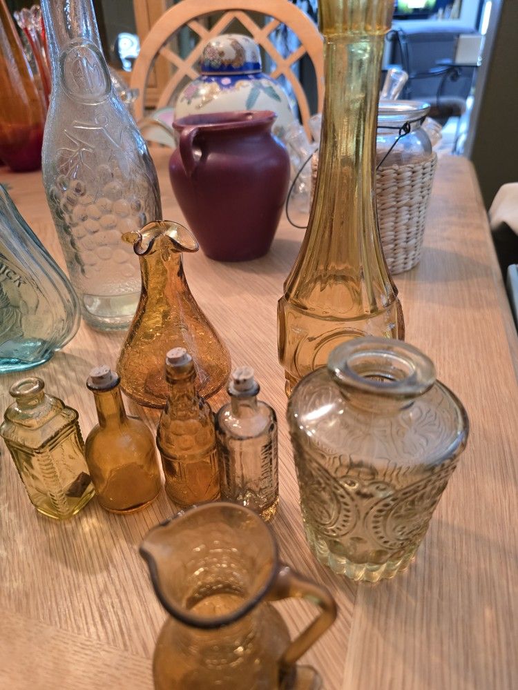 Yellow Glass Antique Items
