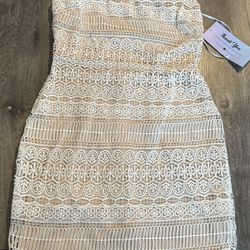 White And beige Dress Size Large