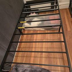 F4ame Bed And Mattress 