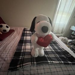 Snoopy Plushie