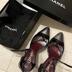 Vintage Chanel Kitten Heels