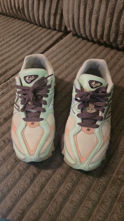 New Balance 9060