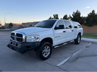 Dodge RAM 2500 Mega Cab