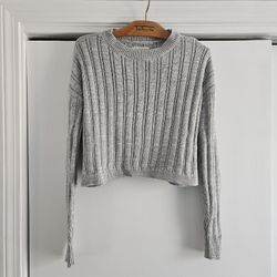 Junior Girls Aeropostale Grey Crew XSmall Sweater