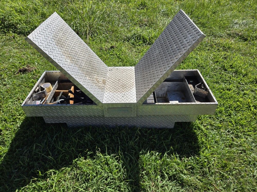 52 inch tool box