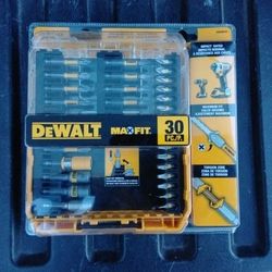 DEWALT Maxfit 30-piece Screwdriving Bit Set. 