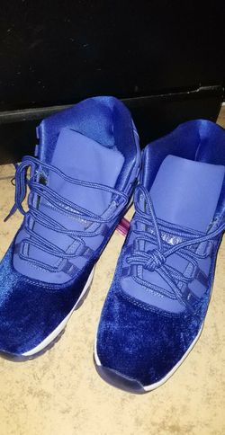 Jordan 11's blue velvet