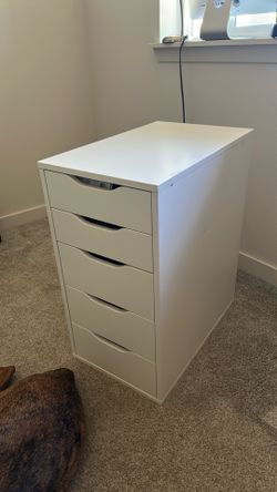 White Filing Cabnet