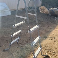 Pool Ladder 