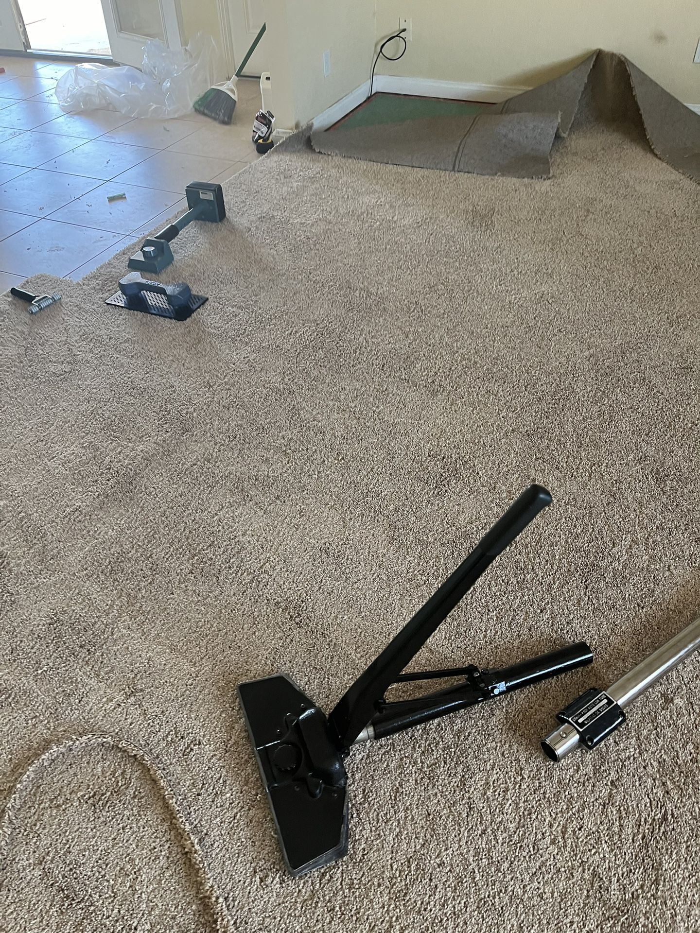 Carpet Installer 🫡