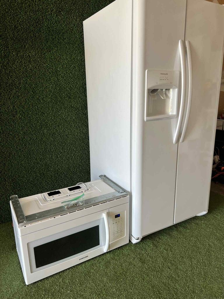 FRIGIDAIRE FRIDGE & MICROWAVE