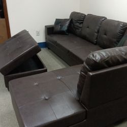 BRAND NEW SECTIONAL COUCH WITH STORAGE OTTOMAN