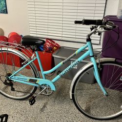 Schwinn Cruiser Admiral 700c hybrid women’s bike