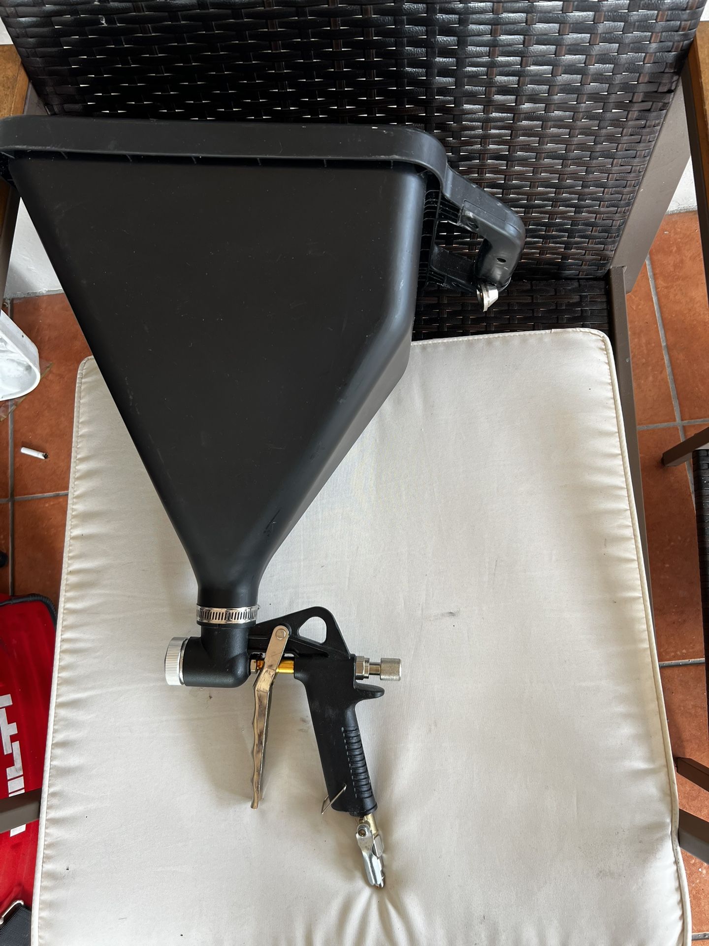 Husky Texture Spray Gun