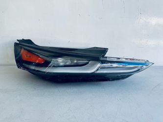 2019-2020 HYUNDAI SANTA FE RIGHT PASSENGER SIDE DAYTIME RUNNING LIGHT  LED OEM