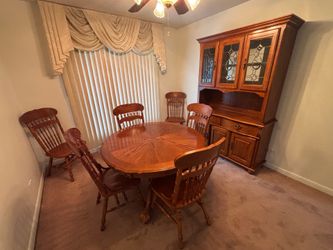 Table & 6 chairs with hutch & leaf