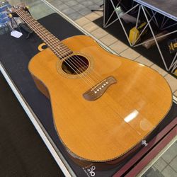 Tacoma DM18 Dreadnaught Acoustic Guitar