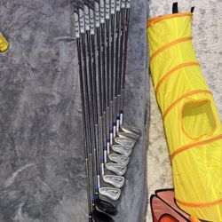 Full Set Of Golf Clubs 