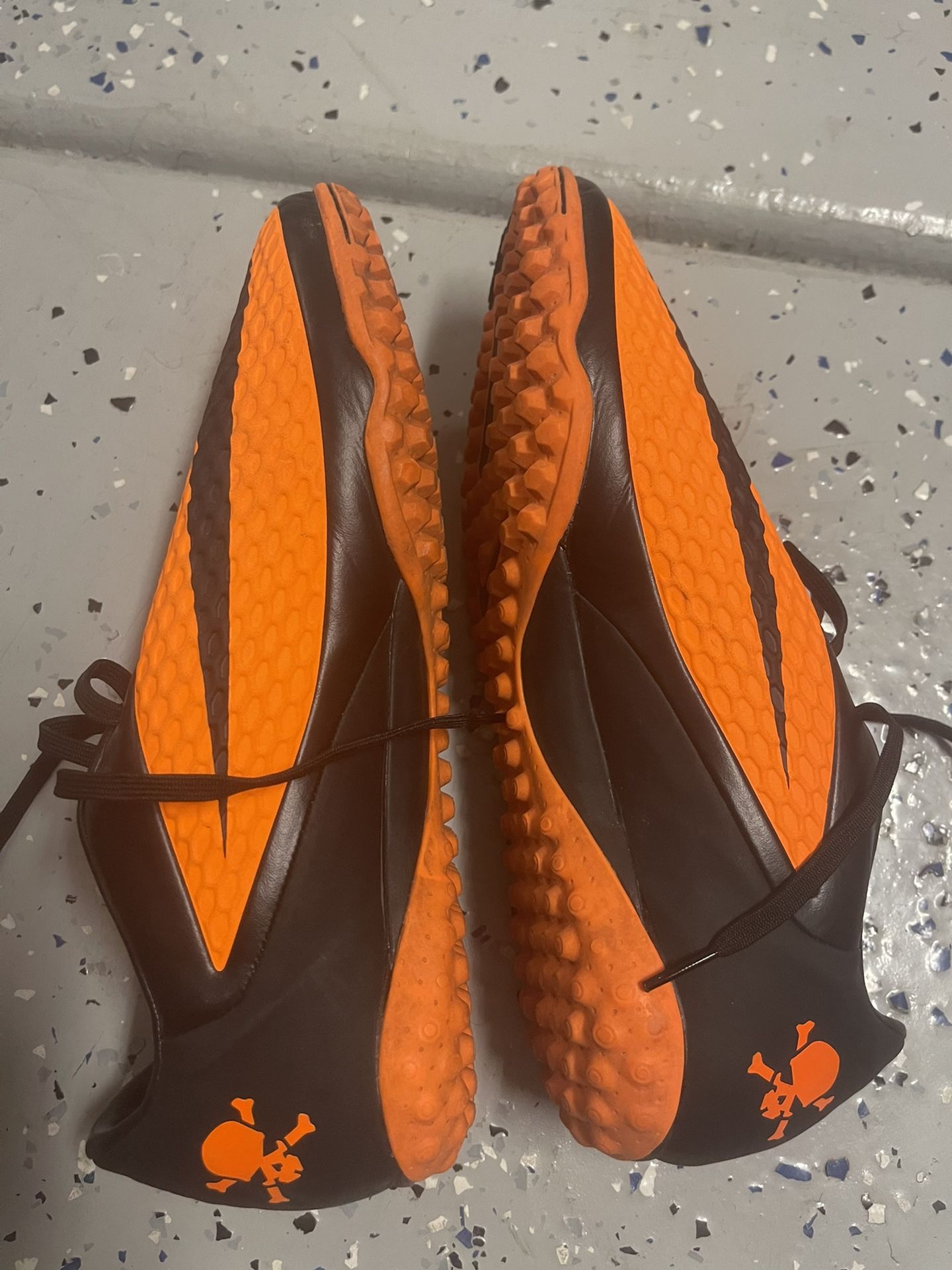 Nike Hypervenom Indoor Skull