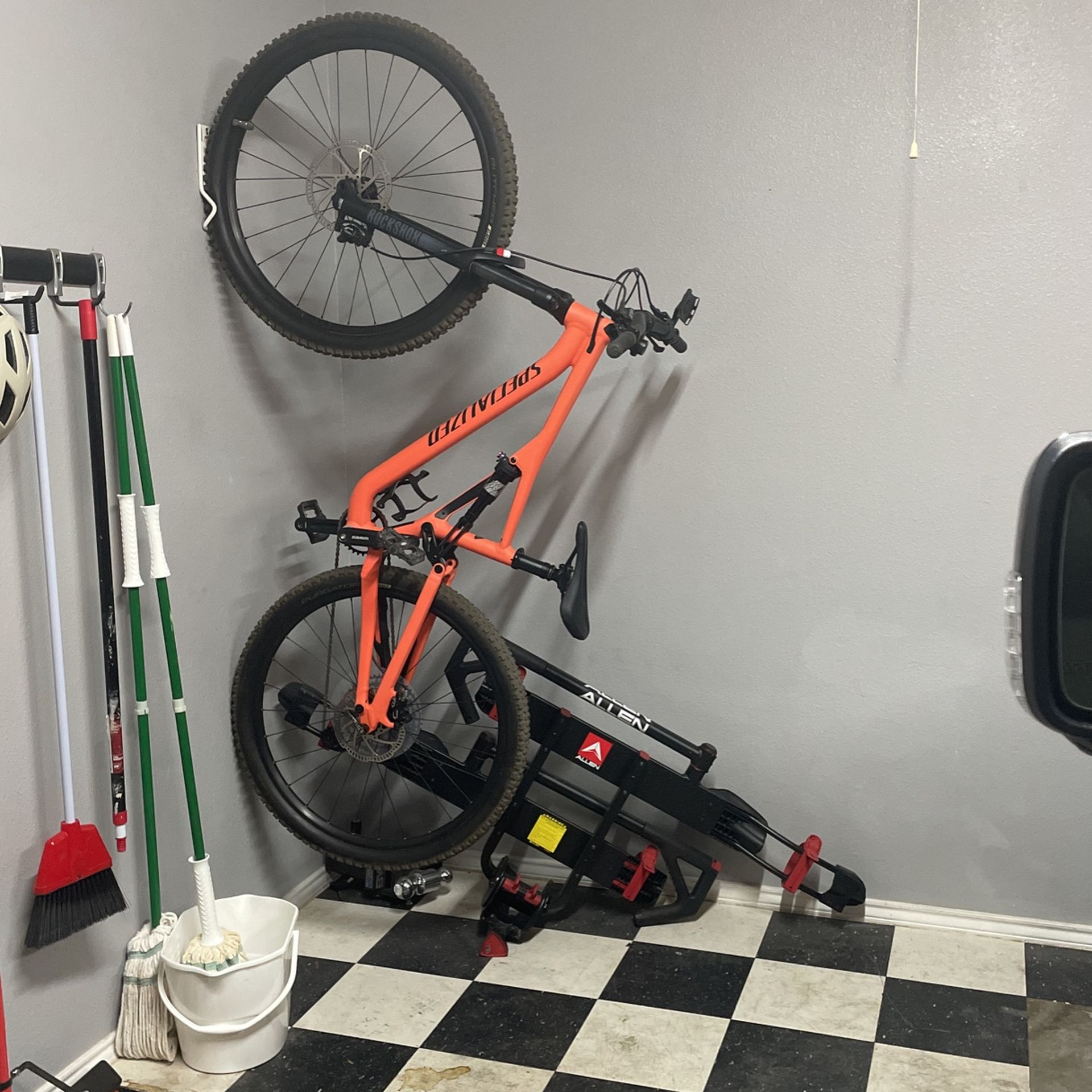 Specialized Bike and Allen 2 Bike Rack