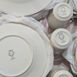 Noritake Fine China #7730. Sain gown