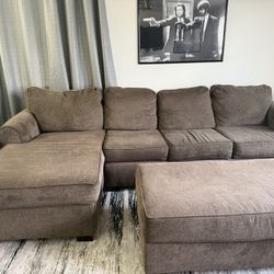 Couch with chase and Ottoman 