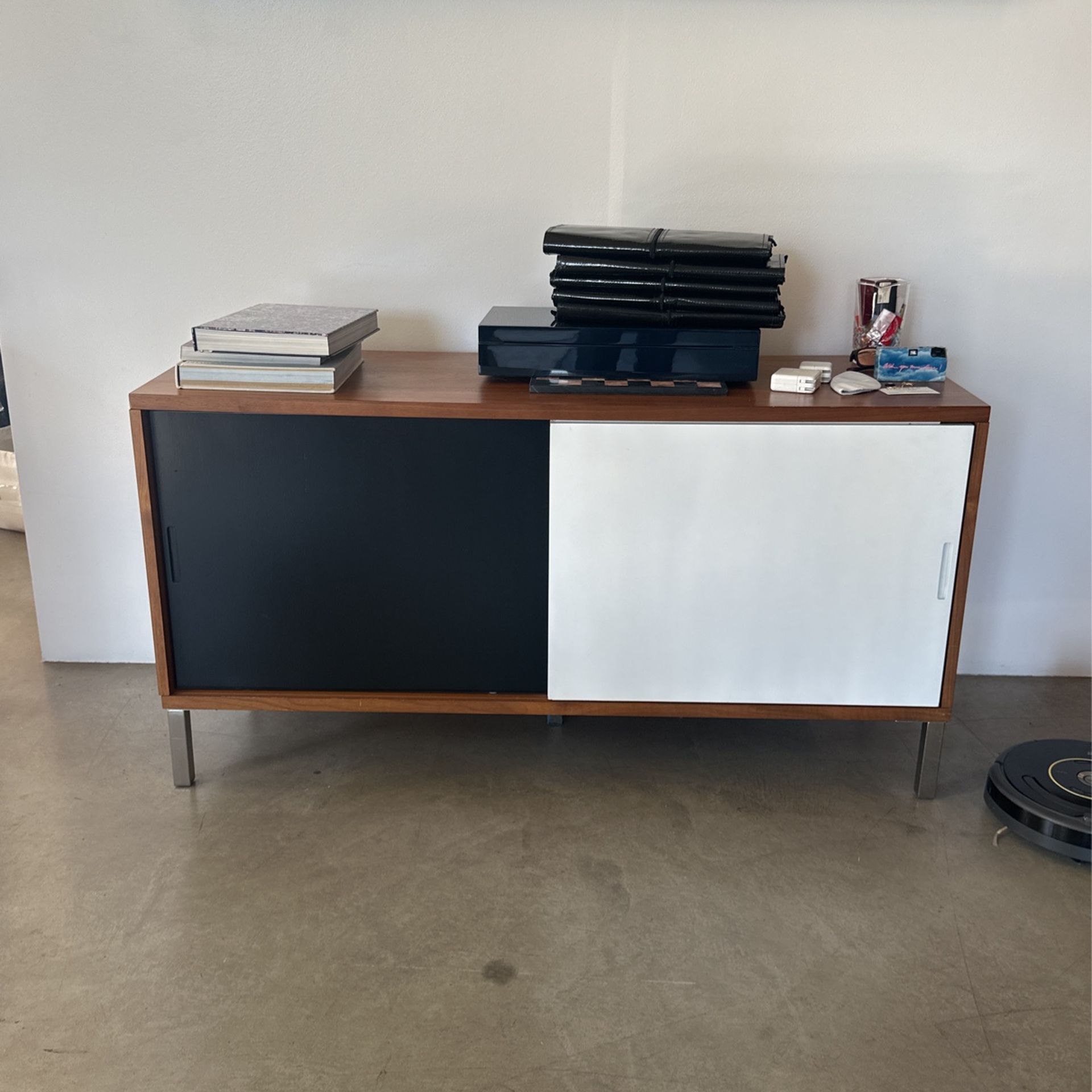 Black And White Credenza Console