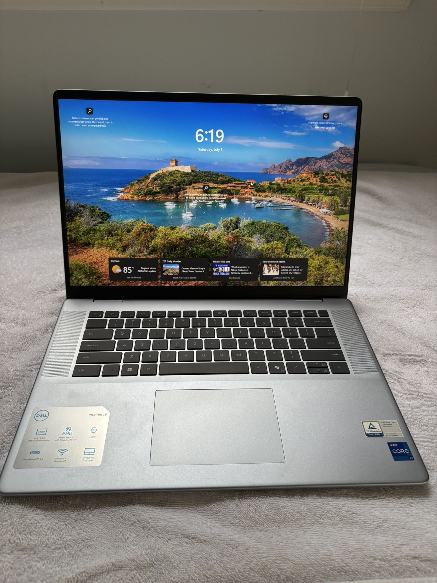Dell Inspiron 16 plus 7640 laptop