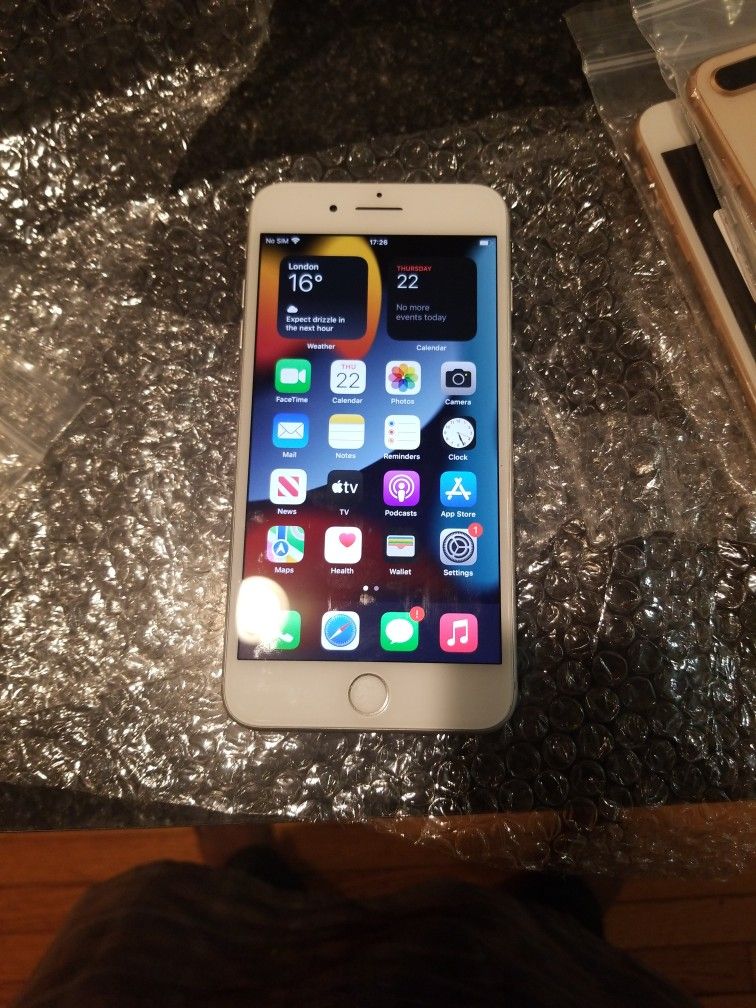 IPHONE 8 PLUS 128 GB UNLOCKED