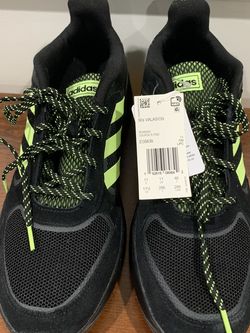 Adidas Men's 90's Valasion Core Black/Hi-Res Yellow/Grey sz 11.5 NIB