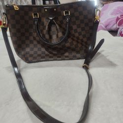 LV SET DE BOLSA ORIGINAL. RESIVO OFERTAS
