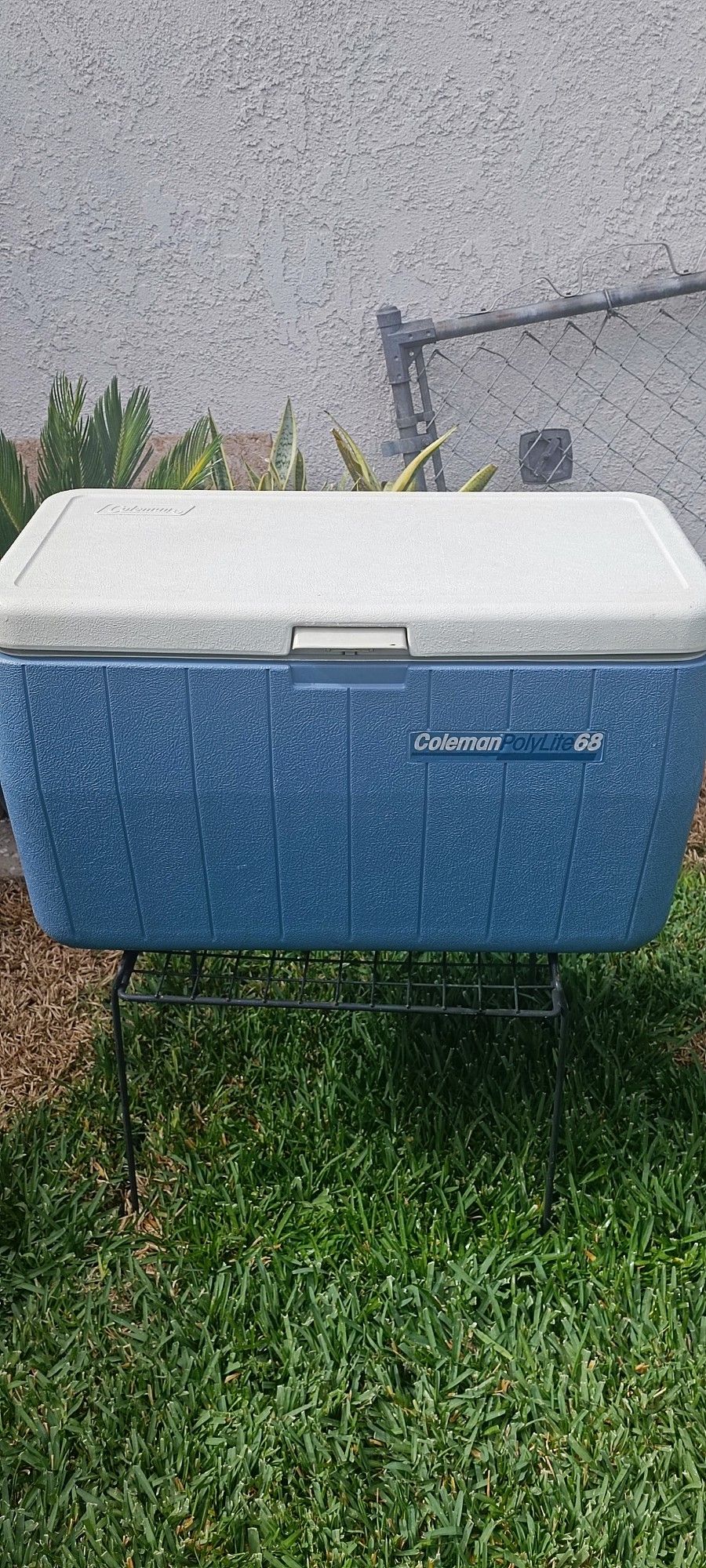 68 Quarts. Coleman PolyLite 68 cooler With Latch