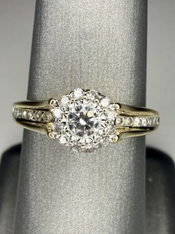 Anillo En Oro 14k con Diamante