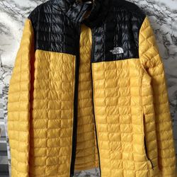 The North Face Thermoball Yellow & Black Jacket Mens Large 