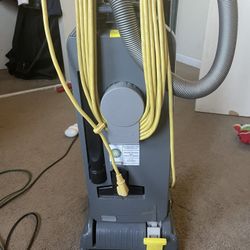 Windsor Sensor S2 12 Hepa Commercial Vacuum Mejor Offerta! I Have Two Posted This One Is Complete 