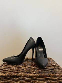 tall black stilettos 
