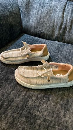 HEYDUDE PINK & BROWN SIZE 5W