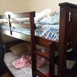 Twin Bunk Beds 