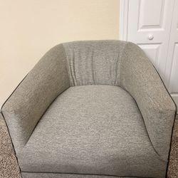 Modern Cozy Swivel Accent Chair – Like New! – $120