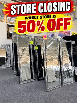 50% ( STORE CLOSING )