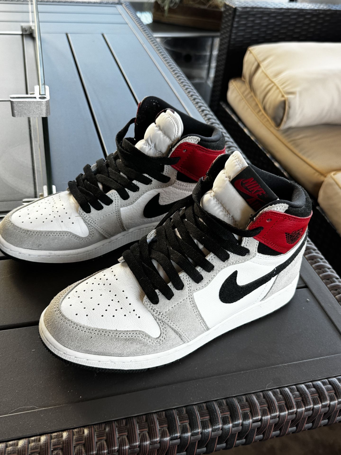 Jordan 1 Retro High Light Smoke Grey Size 5.5Y