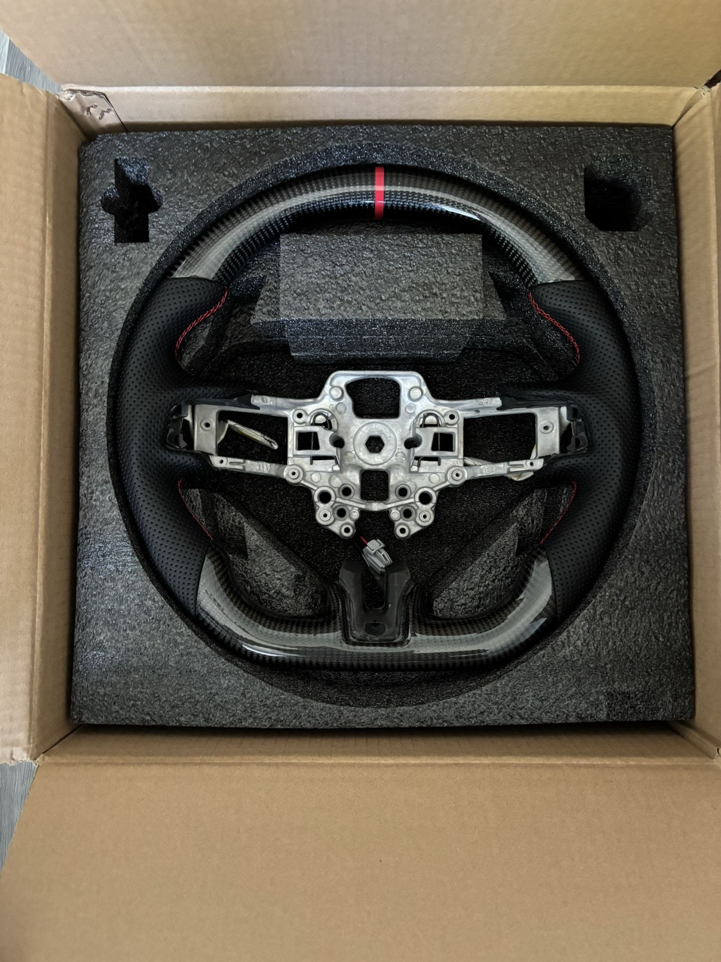 Brand New Carbon Fiber D-Shaped Steering Wheel with Heating for Ford Mustang (2018–2023)